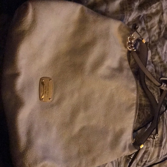 MK purse - Picture 2 of 3